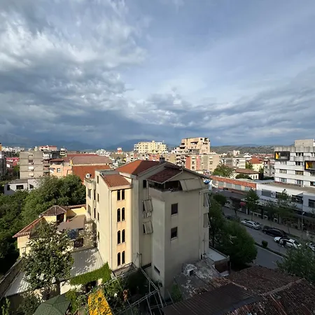 Fisi Apartment *