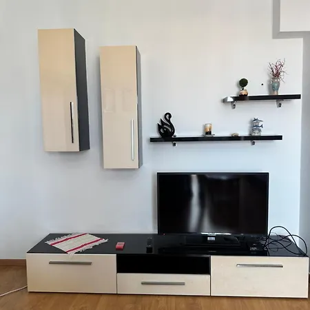 Fisi Apartment *