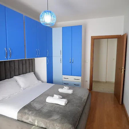 Fisi Apartment