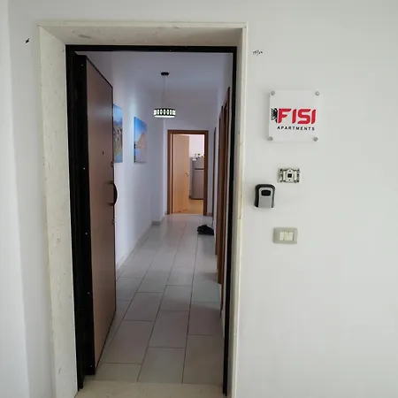 דירה Fisi