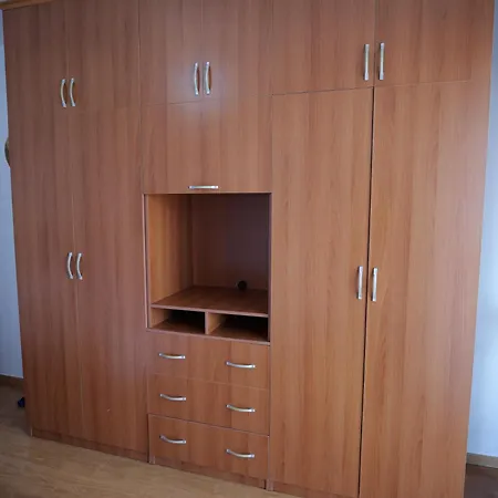 Fisi Apartment *
