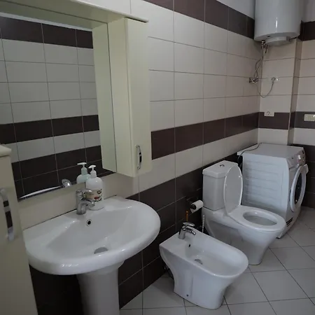 Apartment Fisi *